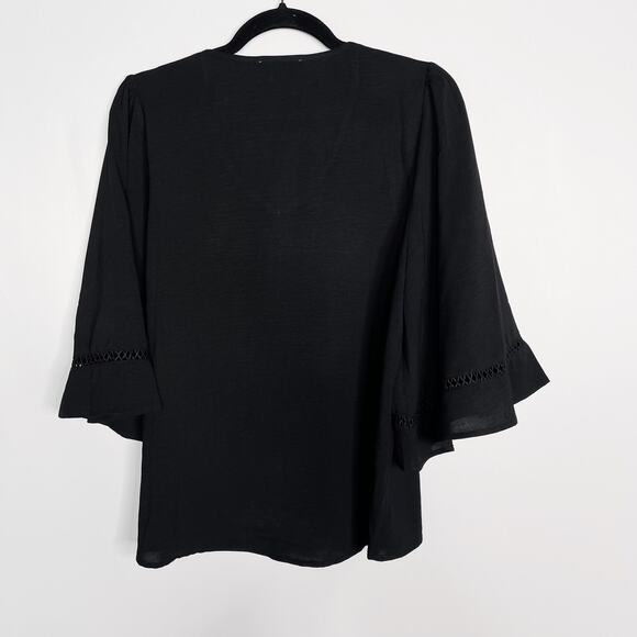 New Gilli Medium Black 3/4 Bell Sleeve VNeck Blouse Top Ruffle Inset Trim Detail - Picture 2 of 8